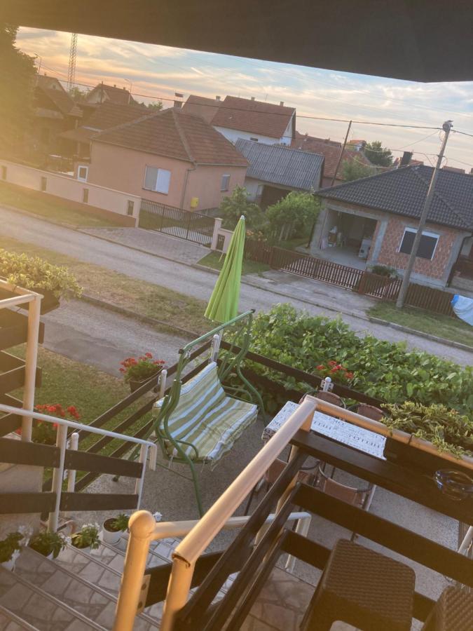 Stan Na Dan Loznica Appartement Buitenkant foto