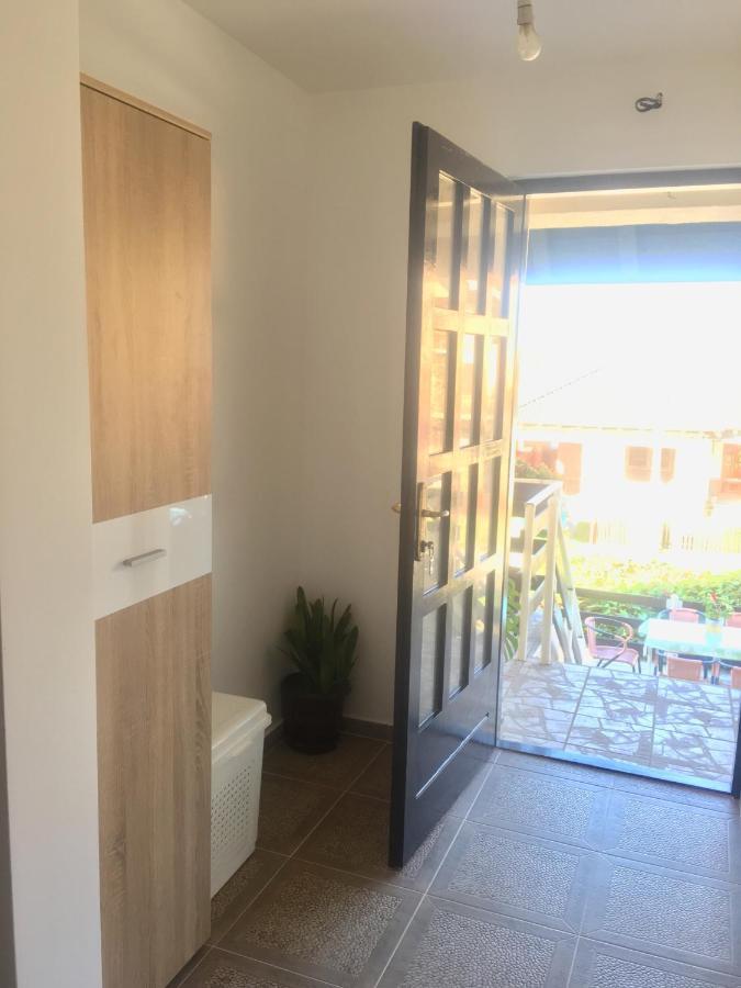 Stan Na Dan Loznica Appartement Buitenkant foto